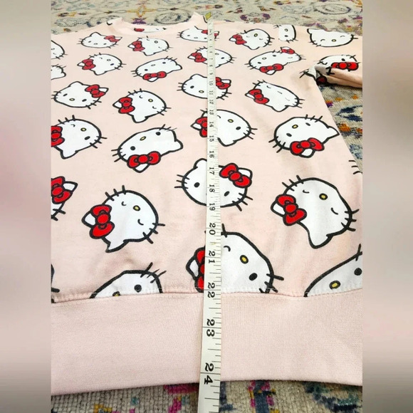 Sanrio Women's Tops Pink Hello Kitty Graphic Faces Crew Neck Sweatshirt, sz XS - Picture 7 of 13